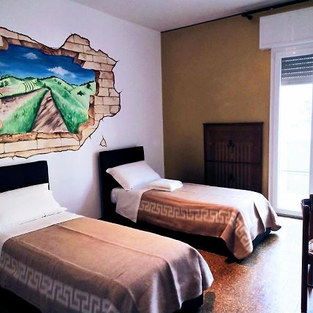 Affittacamere Di Andrea Bertolino Anzola Dell'Emilia Exterior foto
